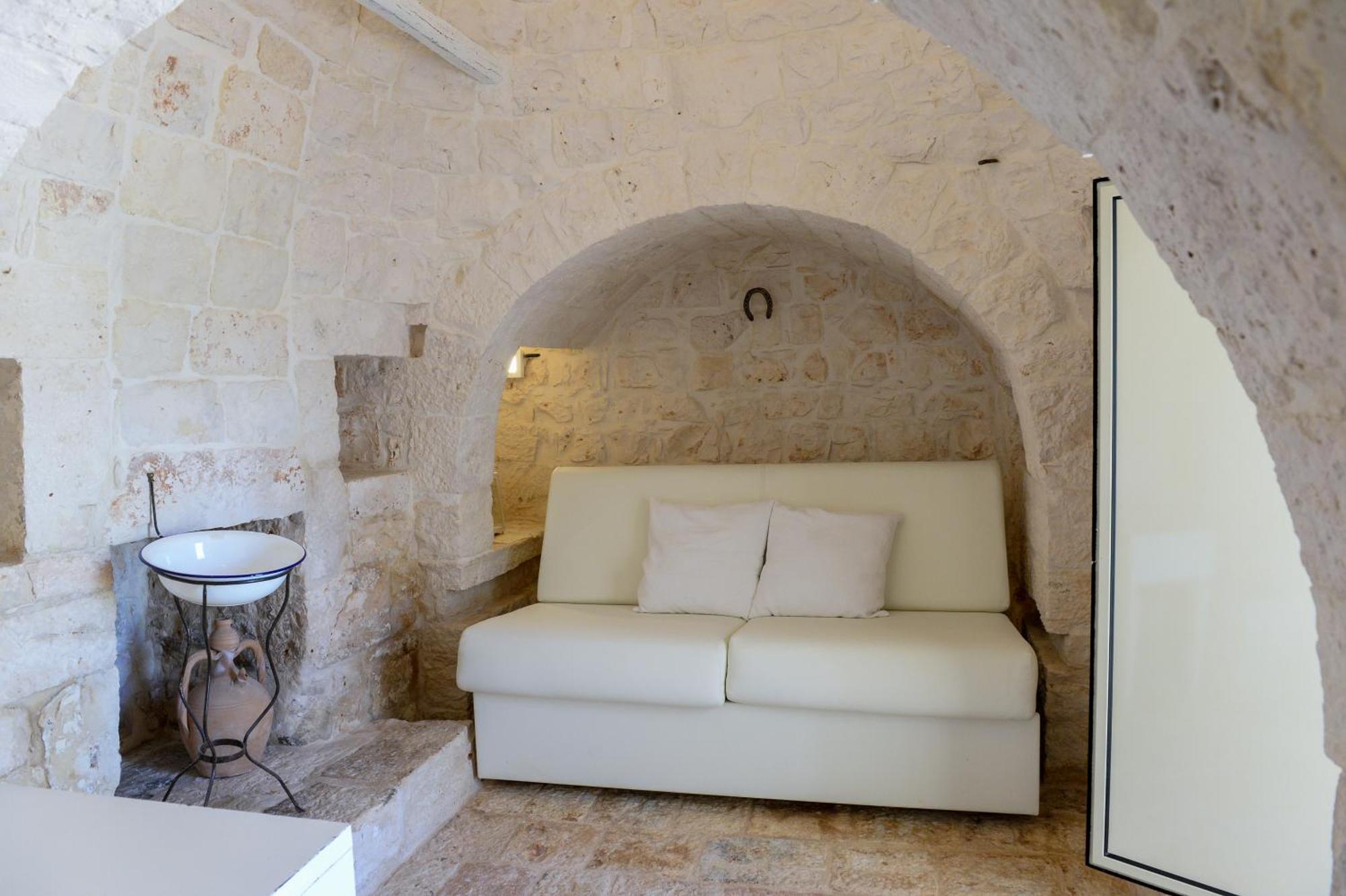شقة Trulli Lisanna - Apulian Hideaway With Pool Antonelli المظهر الخارجي الصورة