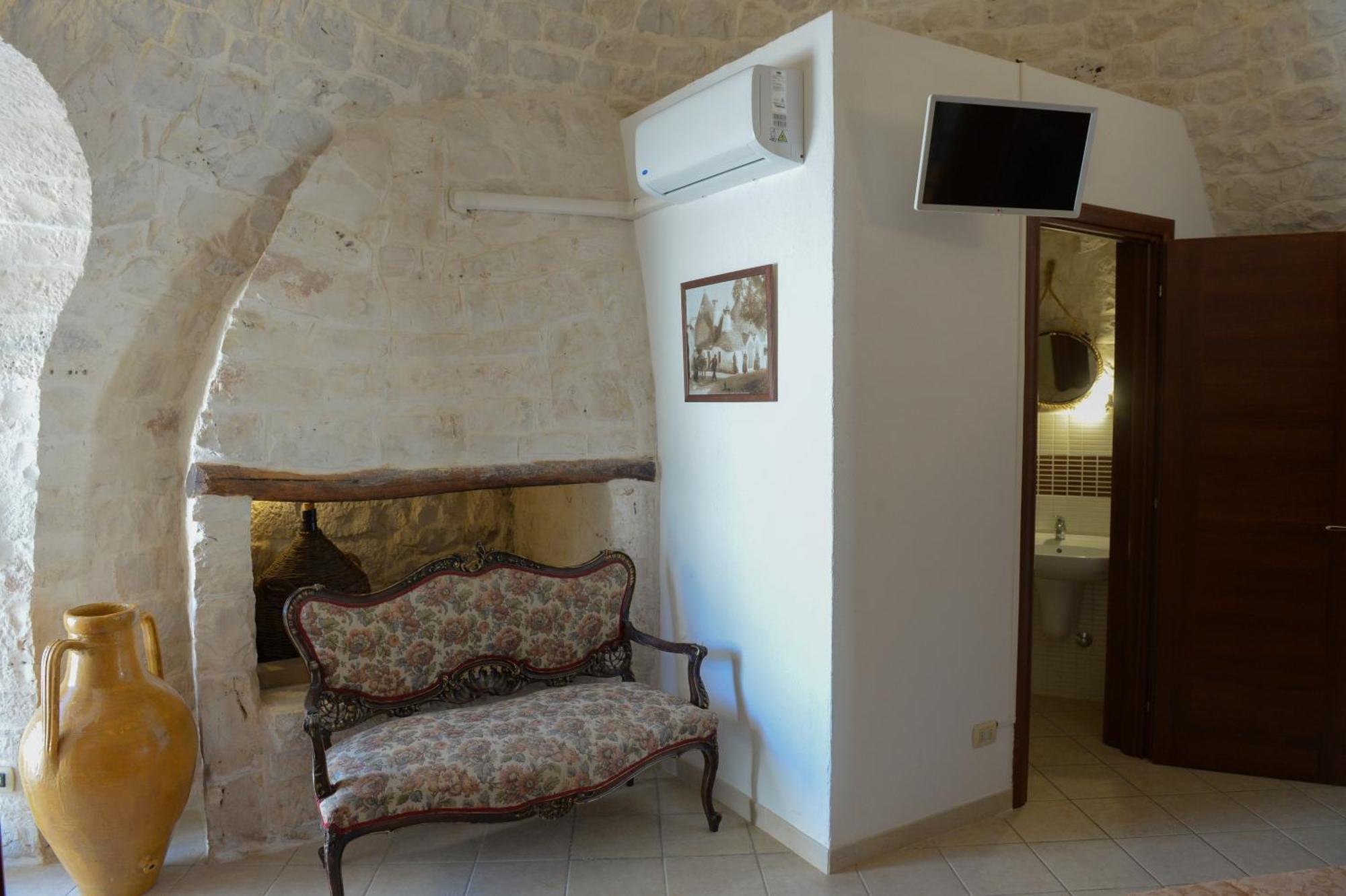 شقة Trulli Lisanna - Apulian Hideaway With Pool Antonelli المظهر الخارجي الصورة